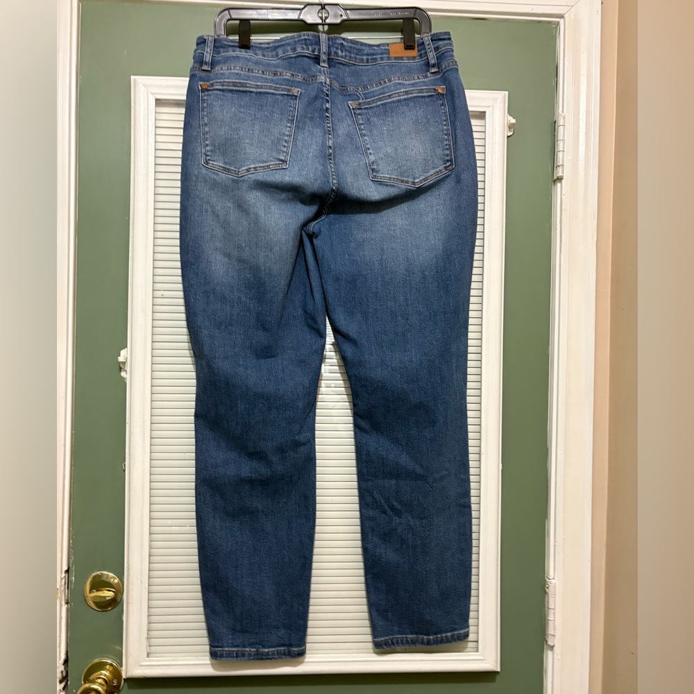 Judy Blue Jeans Womens Size 32 Boyfriend Fit Med Wash Blue Stretch - Picture 2 of 8